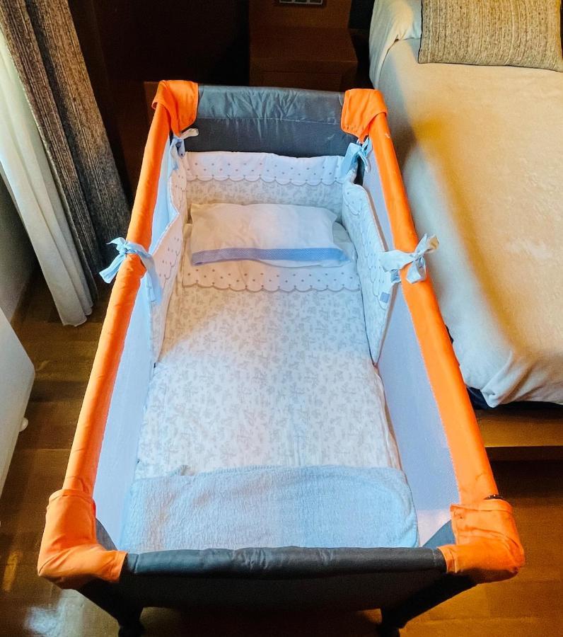 Apartamento Anova 帕德隆 外观 照片